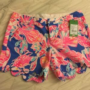 SOLD Lilly Pulitzer buttercup shorts